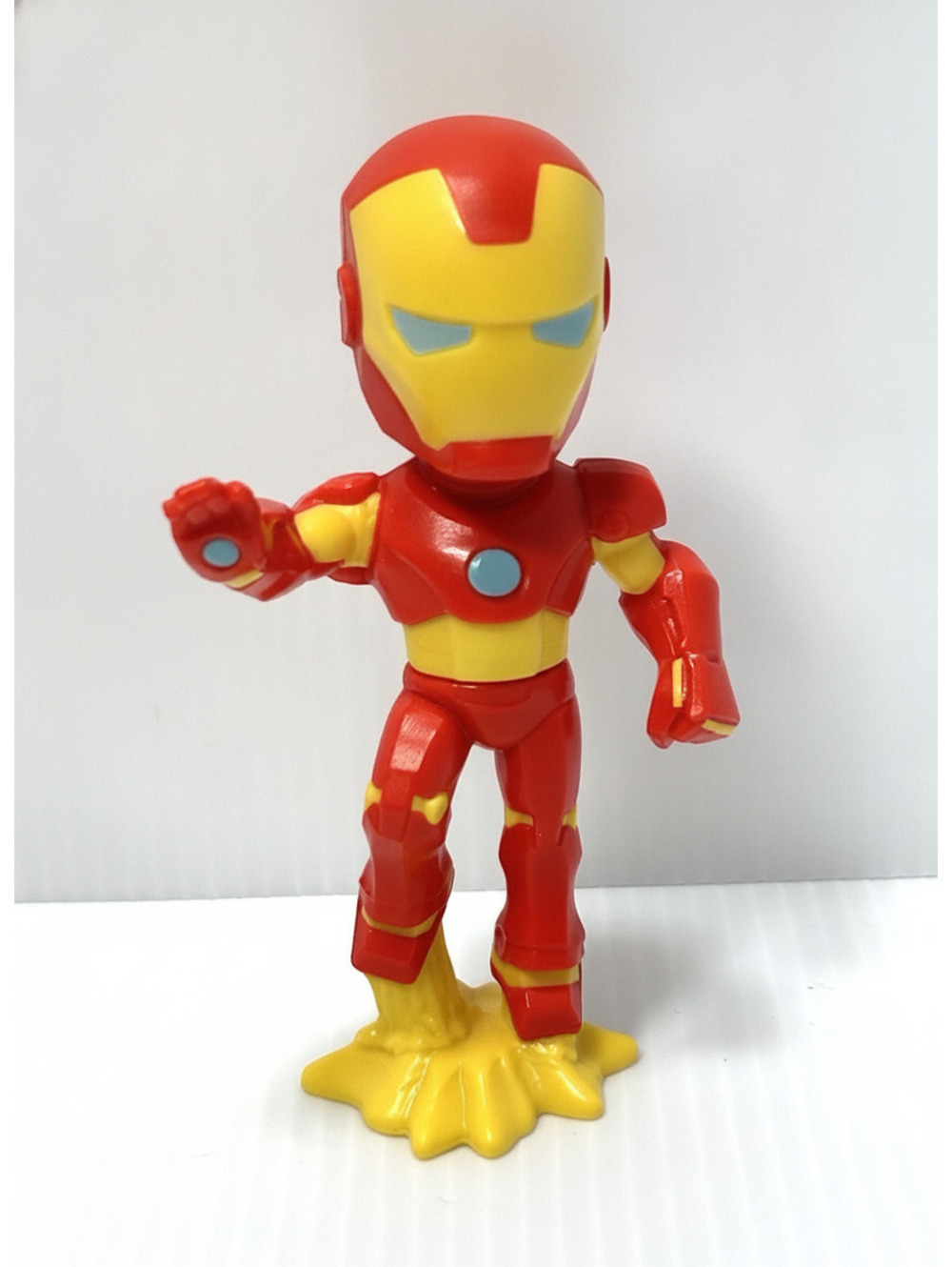 Marvel Avengers Iron Man Standing Action Figure - 4" Toy - GUC